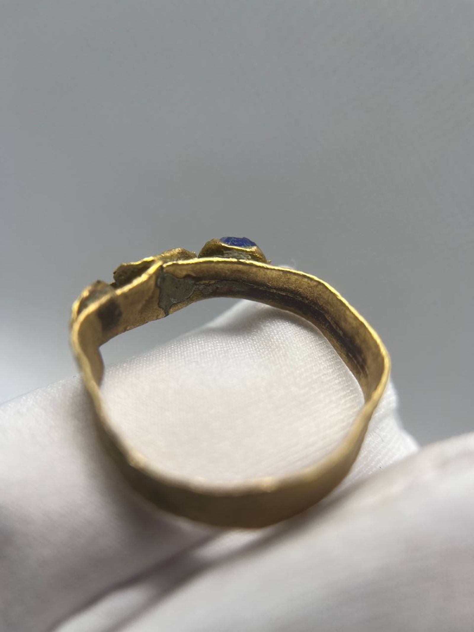 Anello Antico Laminato in Oro  - view 4