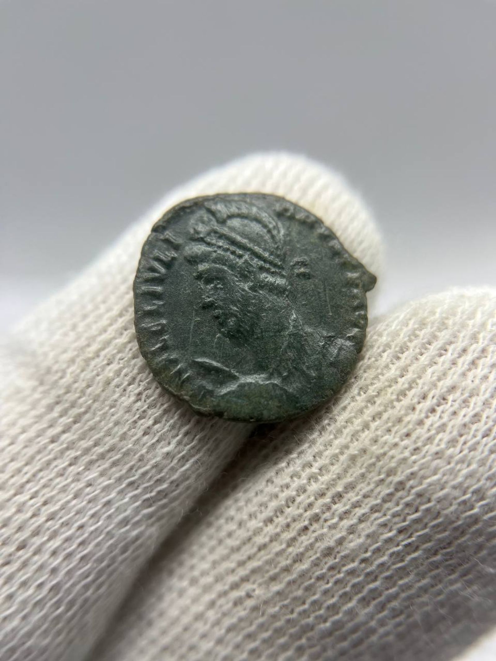 Follis di Juliano II Apostata  - view 2