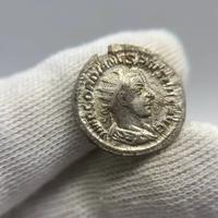 Antoniniano di Gordiano III thumb 2