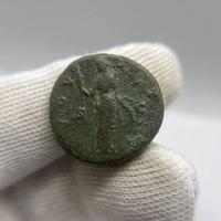 Asse di Faustina I (Diva)  thumb 3