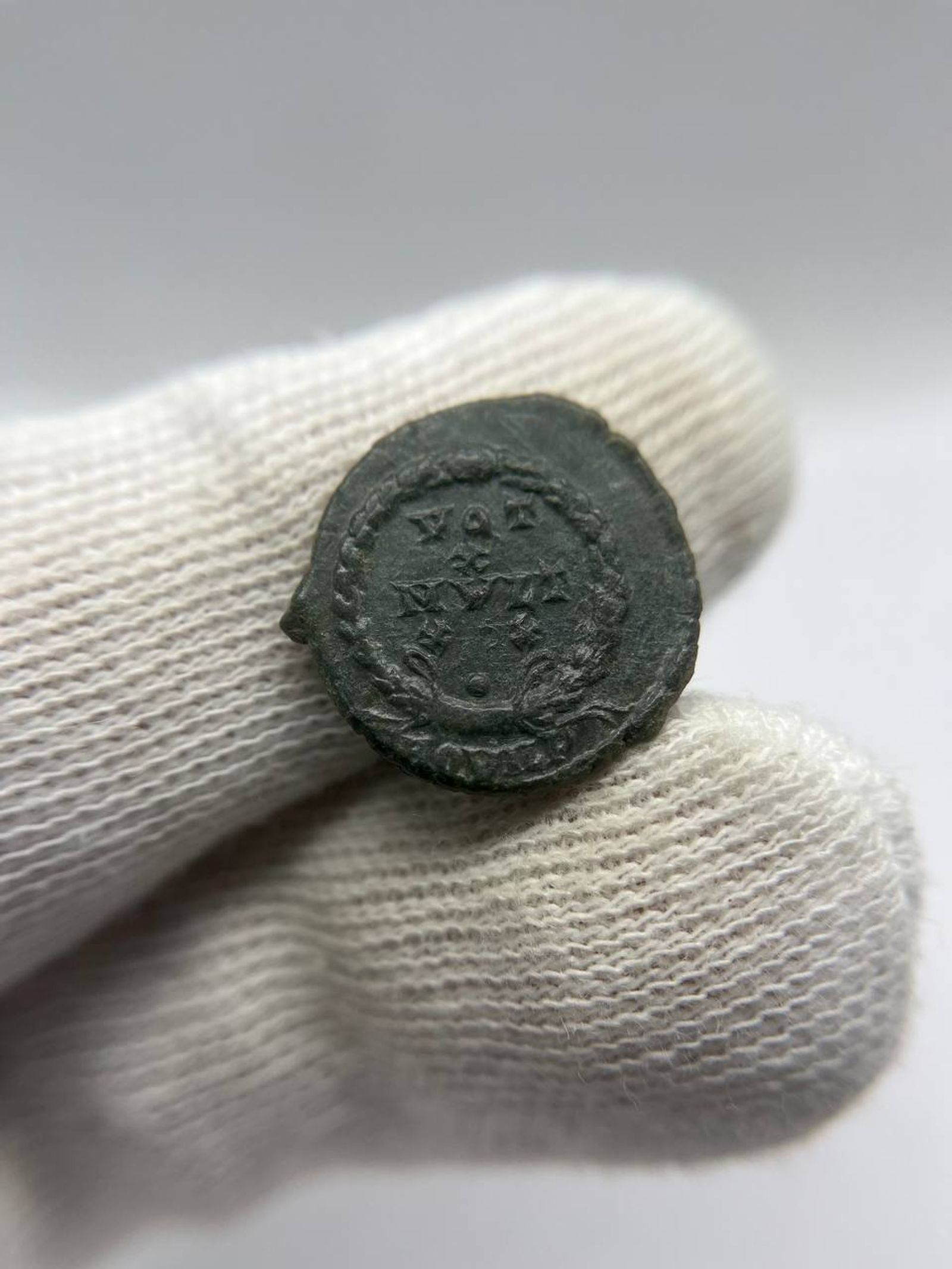 Follis di Juliano II Apostata  - view 4