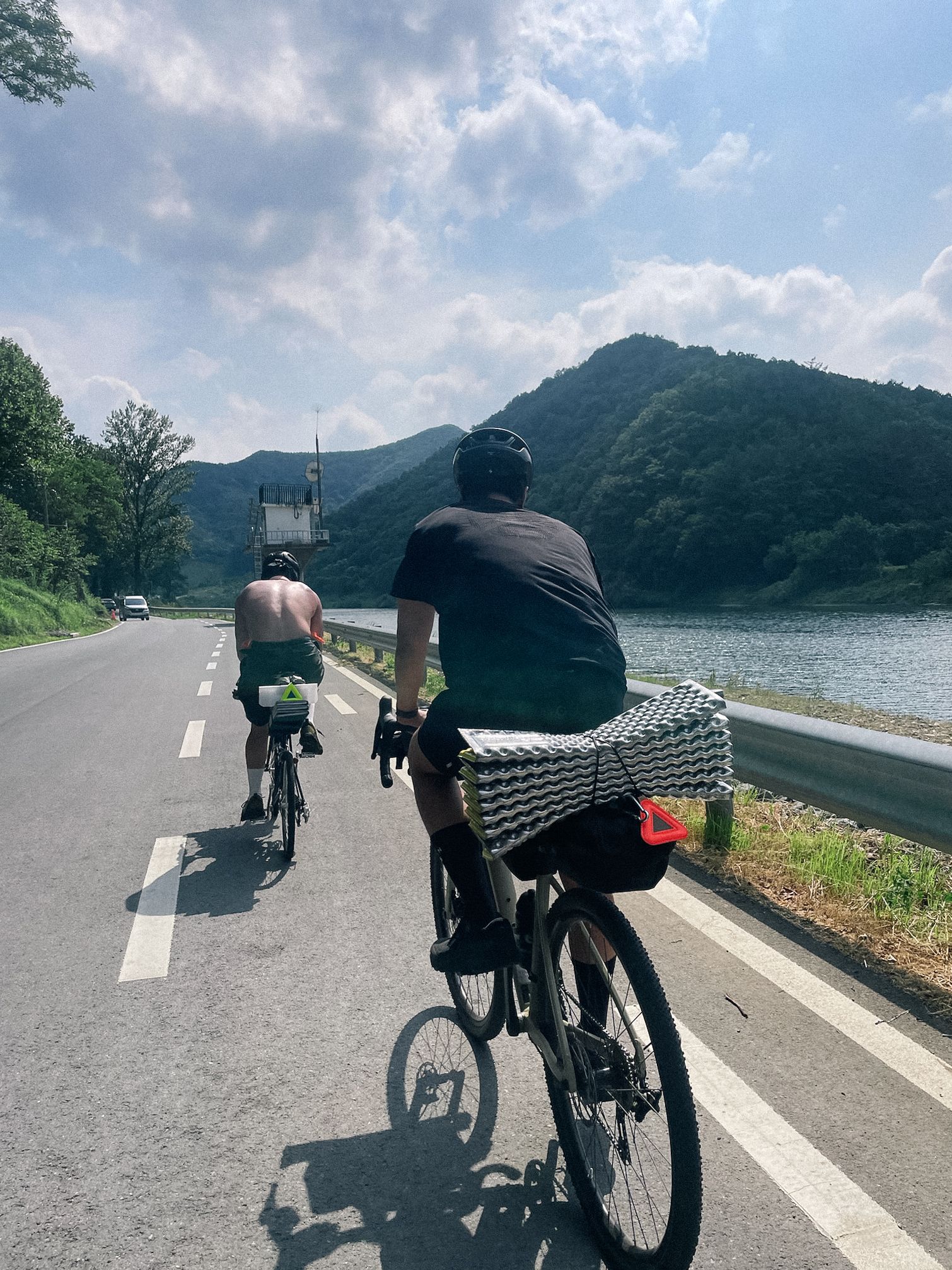 다시 열심히 달리기 시작했다.