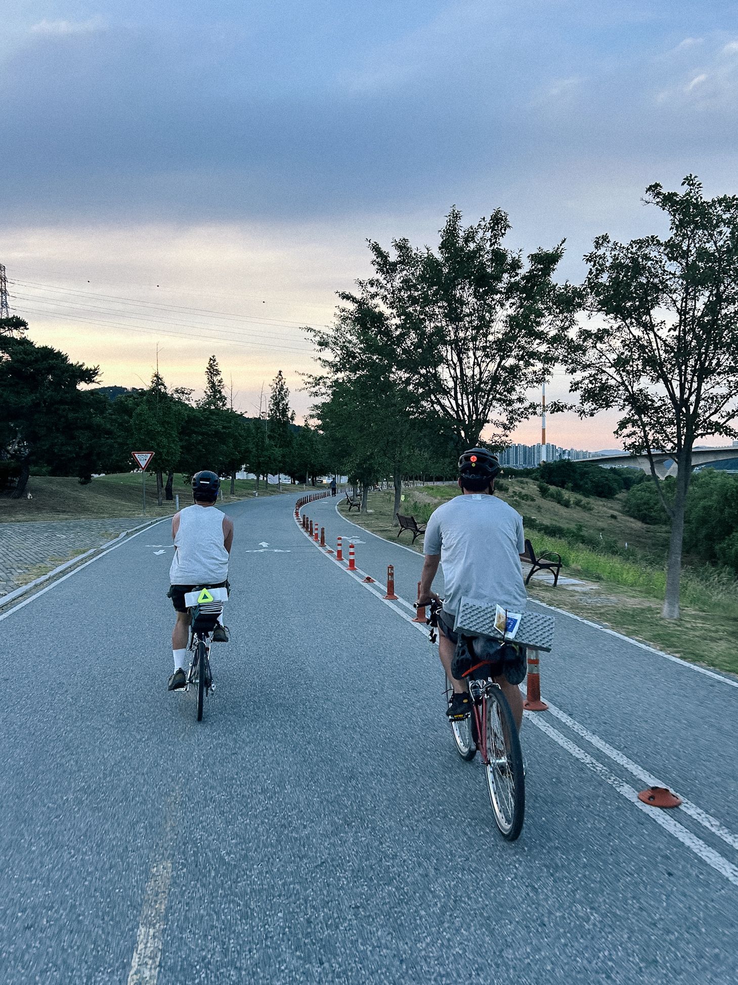 대구 달서구 숙소로 향하는 길