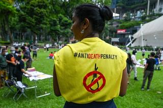 a person wears a tshirt opposed to the death penalty