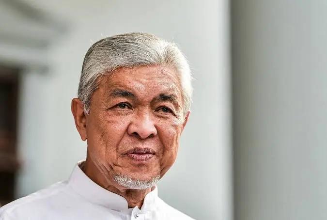 Budaya Politik Matang: Ahmad Zahid Gesa Peralihan Kuasa Negeri Sembilan Dilakukan Secara Berhemah
