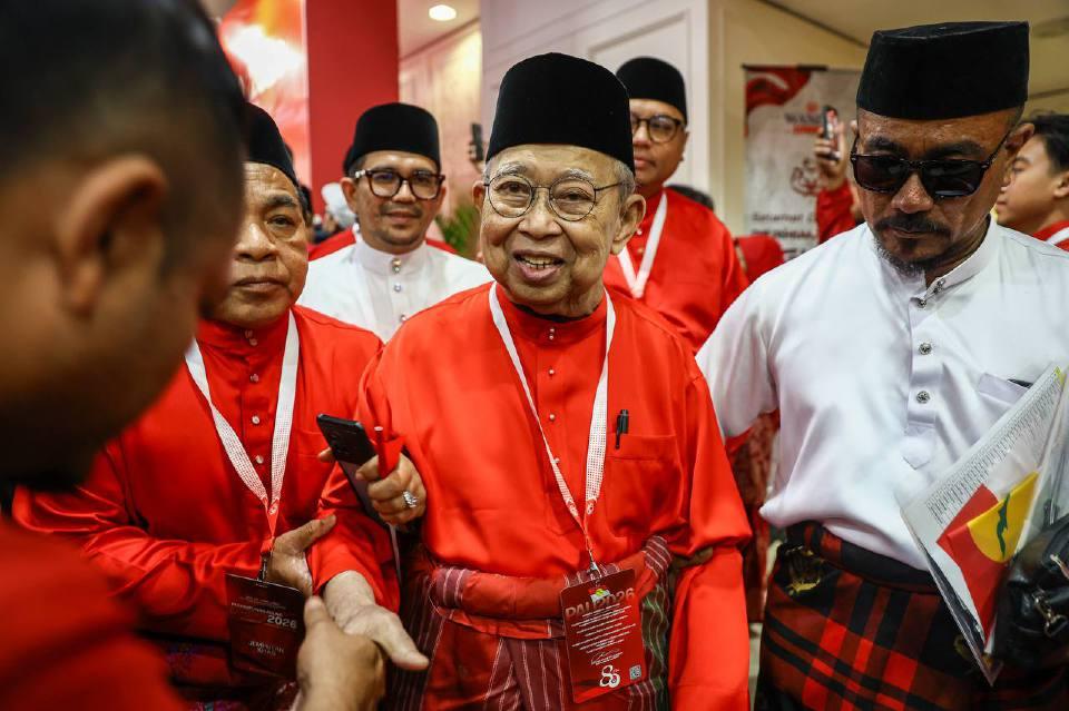Tengku Razaleigh: Kehadiran Pas di PAU 2026 Buka Ruang Hubungan Semula UMNO-Pas