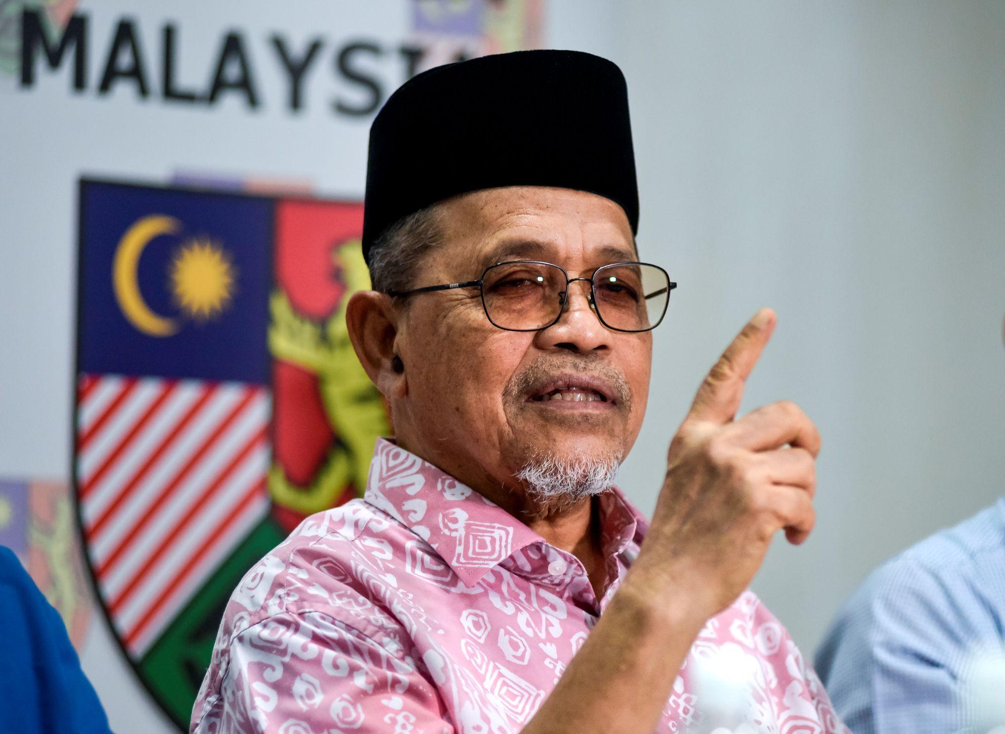 Shahidan: Muktamadkan Kerjasama Pas-UMNO Sebelum Bincang Agihan Kerusi