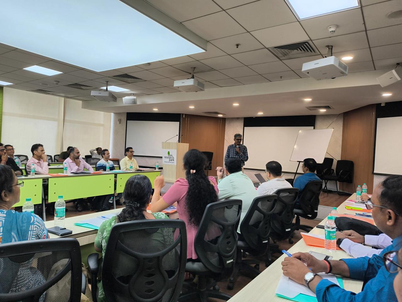 Dr. Madhusudhanan during a live lecture