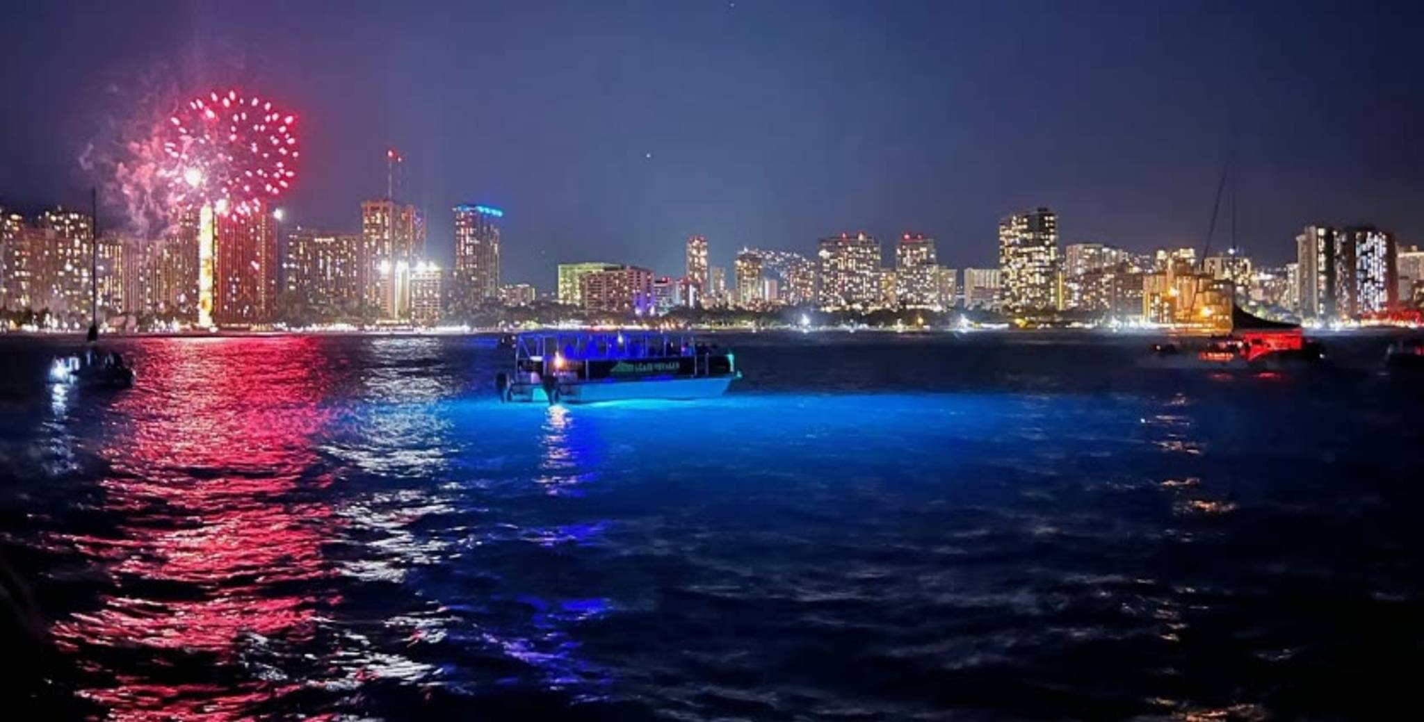 Friday Night Waikiki Fireworks Cruise photo