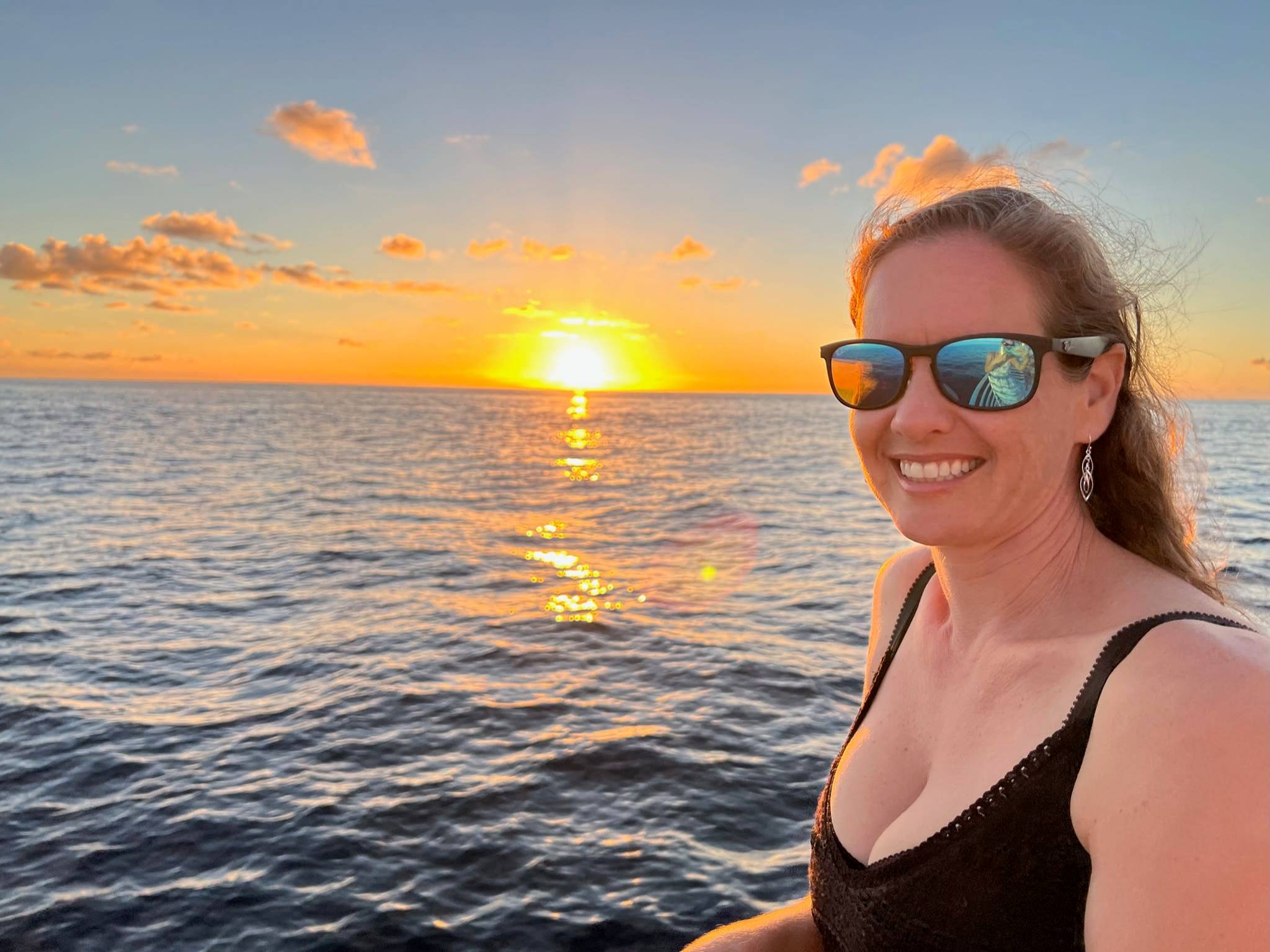 Waikiki Sunset Cruise photo