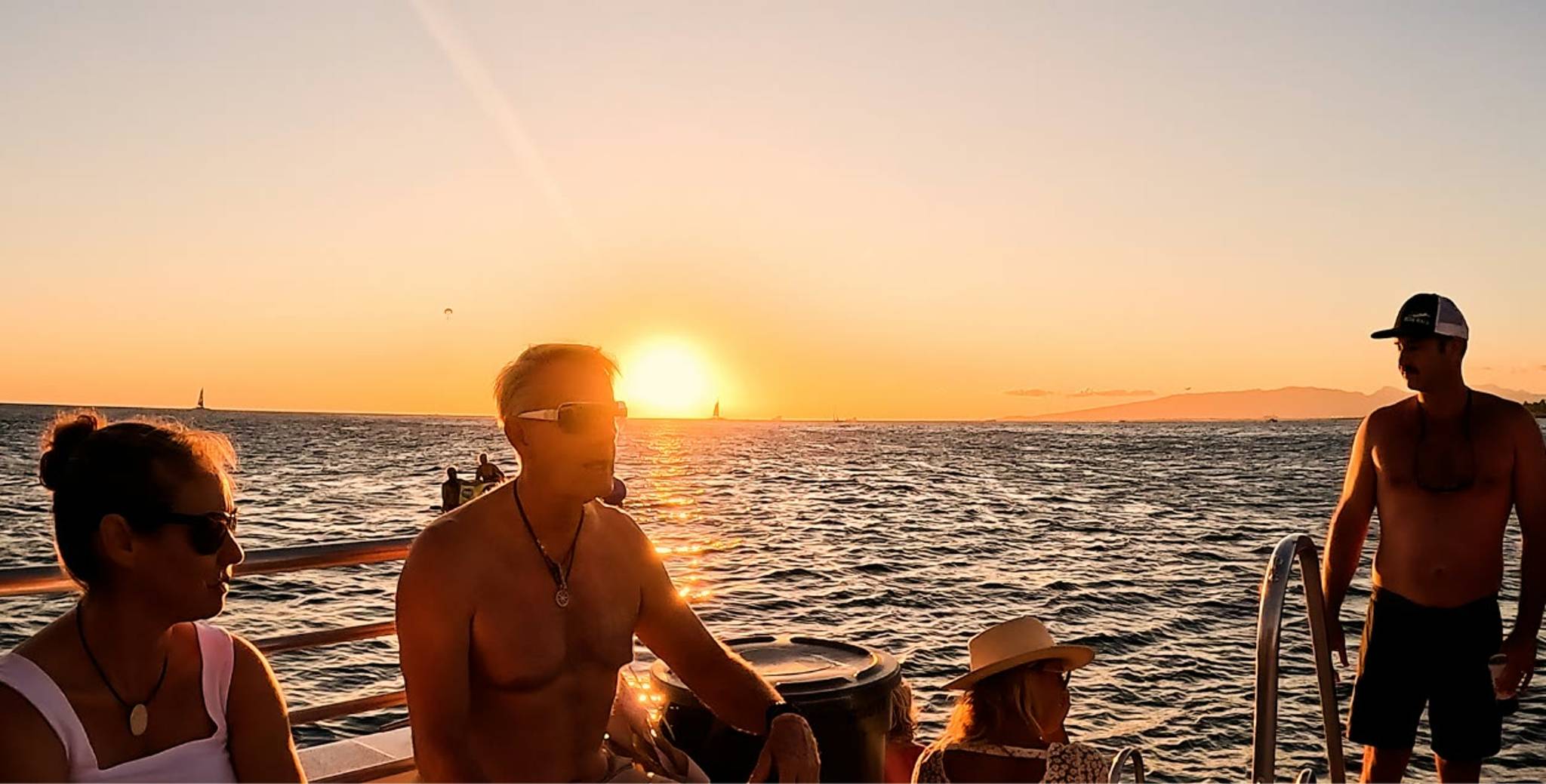 Waikiki Sunset Cruise photo