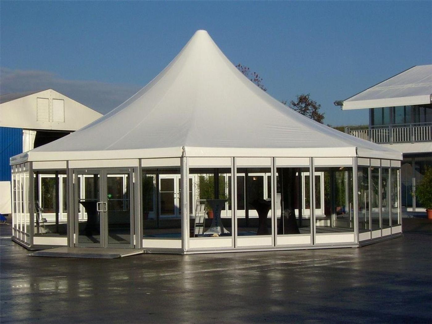 Exhibition tent
