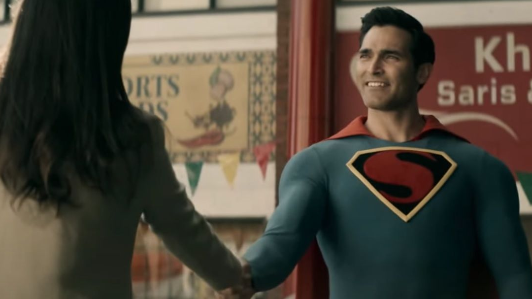 Superman and Lois meeting.