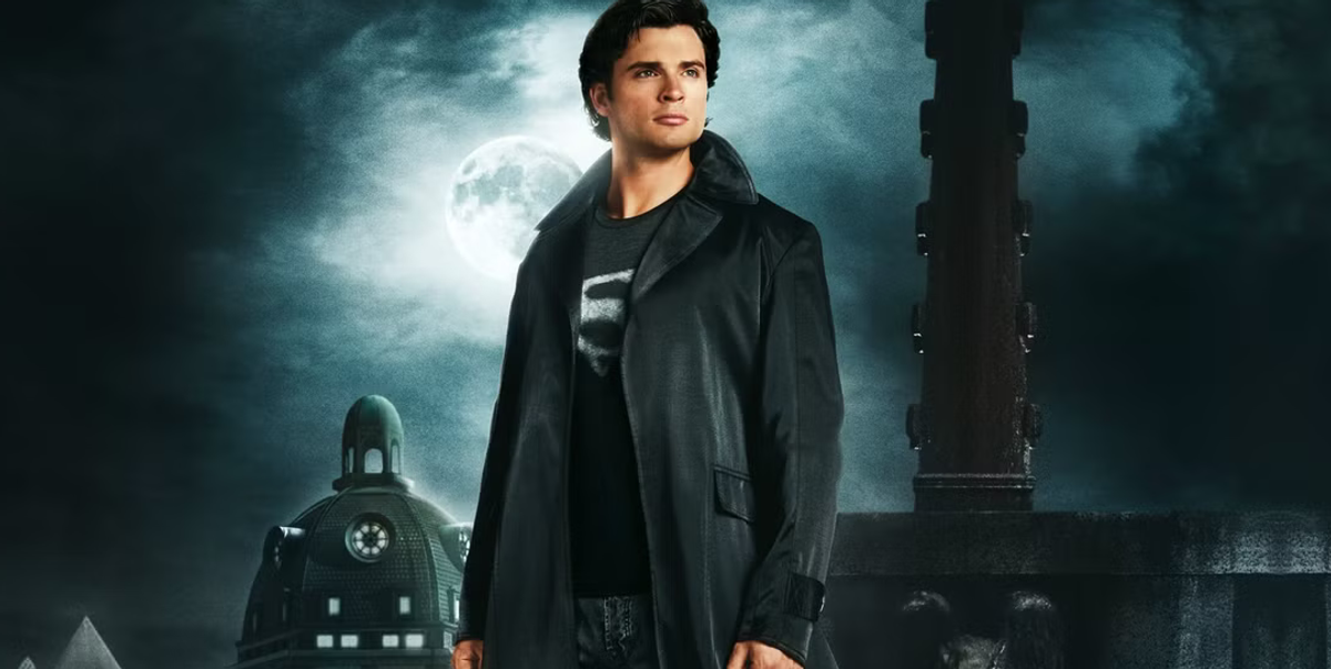 Promotional banner for Smallville season 9.