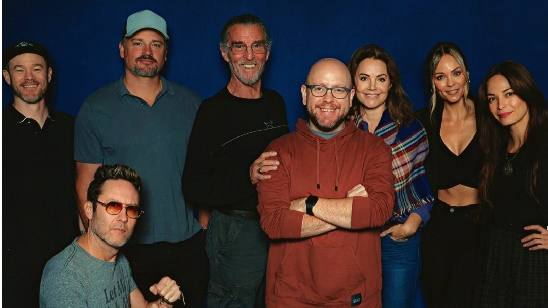 Derek and the smallville cast