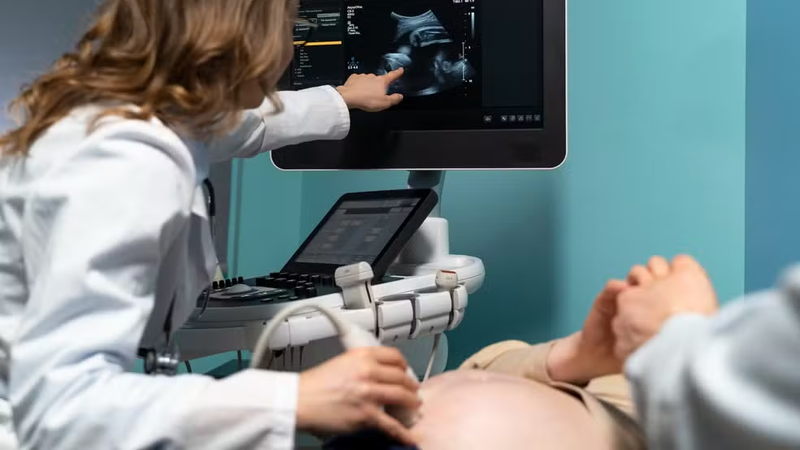 Pesquisa com 18 mil crianças liga infecção por Covid-19 na gestação a risco maior de atraso cognitivo