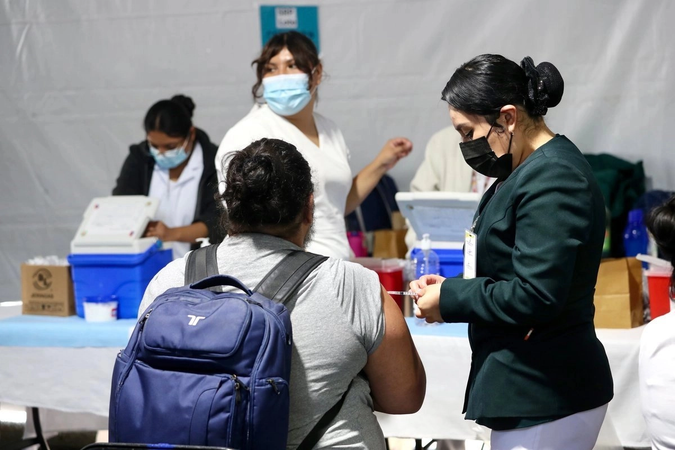 Científicos brasileños logran destruir virus de covid-19 e influenza sin dañar células