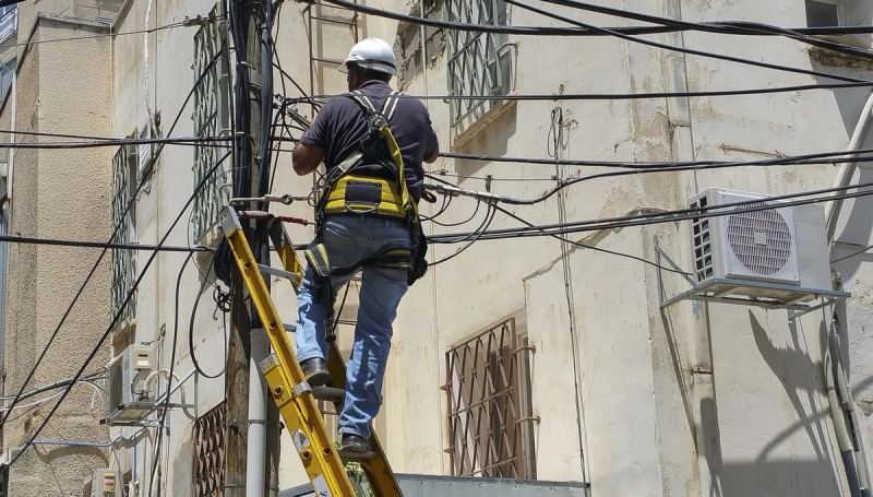 Unit outdoor AC dan pemasangannya — jual sparepart ac terdekat