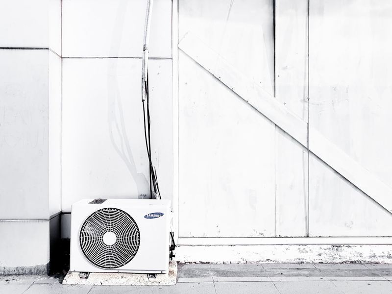Unit outdoor AC dan pemasangannya — jasa pasang ac