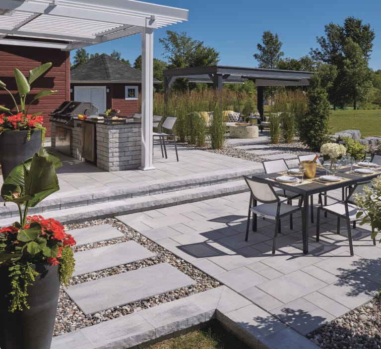 Brique Concept est la référence en produits d'aménagement paysager pour les professionnels et les particuliers