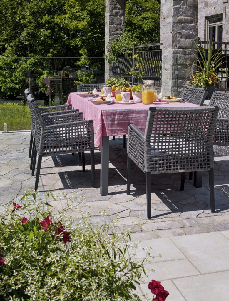 Brique Concept est la référence en produits d'aménagement paysager pour les professionnels et les particuliers