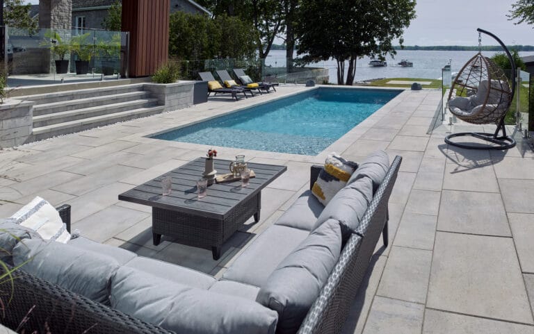 Brique Concept est la référence en produits d'aménagement paysager pour les professionnels et les particuliers