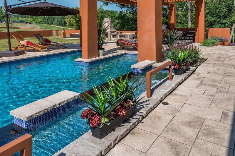 Brique Concept est la référence en produits d'aménagement paysager pour les professionnels et les particuliers