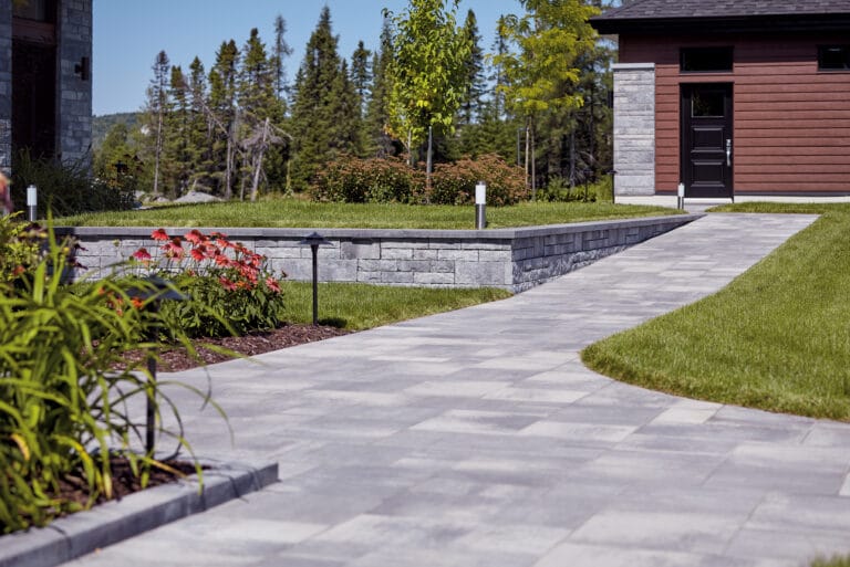 Brique Concept est la référence en produits d'aménagement paysager pour les professionnels et les particuliers