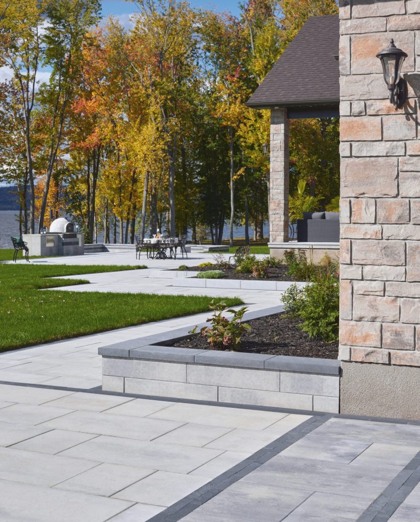 Brique Concept est la référence en produits d'aménagement paysager pour les professionnels et les particuliers