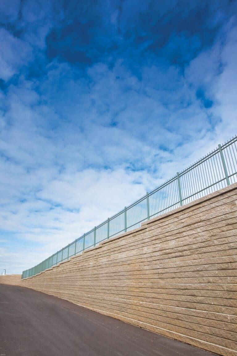 Brique Concept est la référence en produits d'aménagement paysager pour les professionnels et les particuliers