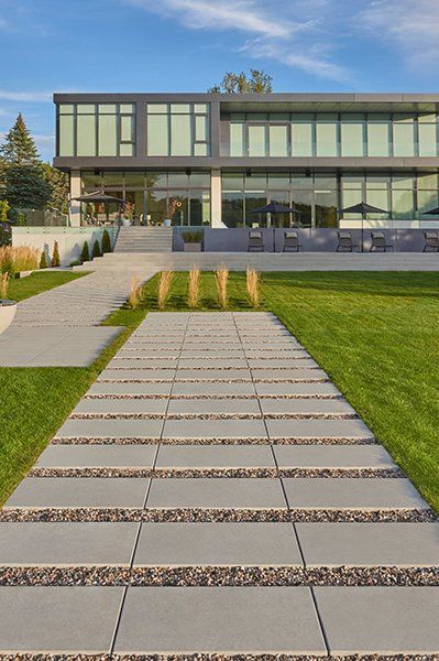 Brique Concept est la référence en produits d'aménagement paysager pour les professionnels et les particuliers