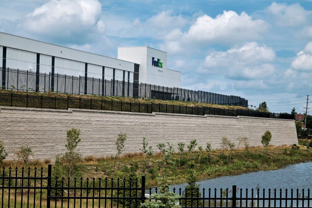 Brique Concept est la référence en produits d'aménagement paysager pour les professionnels et les particuliers