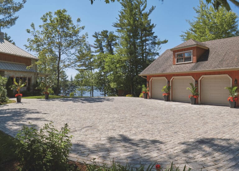 Brique Concept est la référence en produits d'aménagement paysager pour les professionnels et les particuliers