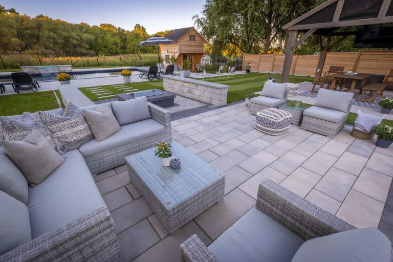 Brique Concept est la référence en produits d'aménagement paysager pour les professionnels et les particuliers