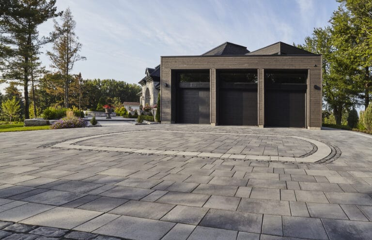 Brique Concept est la référence en produits d'aménagement paysager pour les professionnels et les particuliers