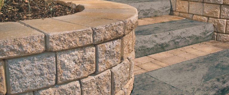 Brique Concept est la référence en produits d'aménagement paysager pour les professionnels et les particuliers