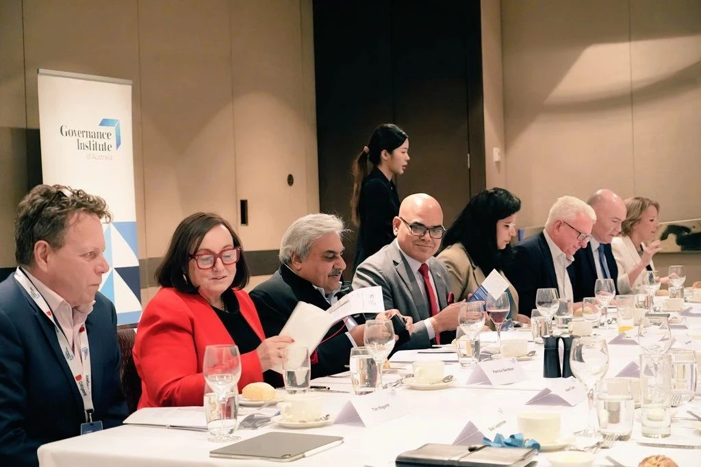 gia roundtable closeup