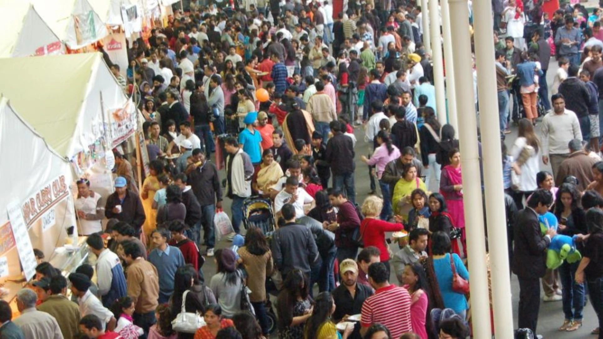 Indian and Australian crowd at an event
