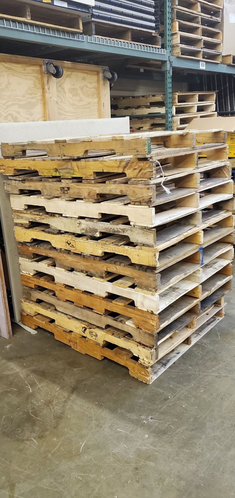 WOODEN PALLETS VARIOUS SIZES COLLECTION FROM GOLDERS GREEN 