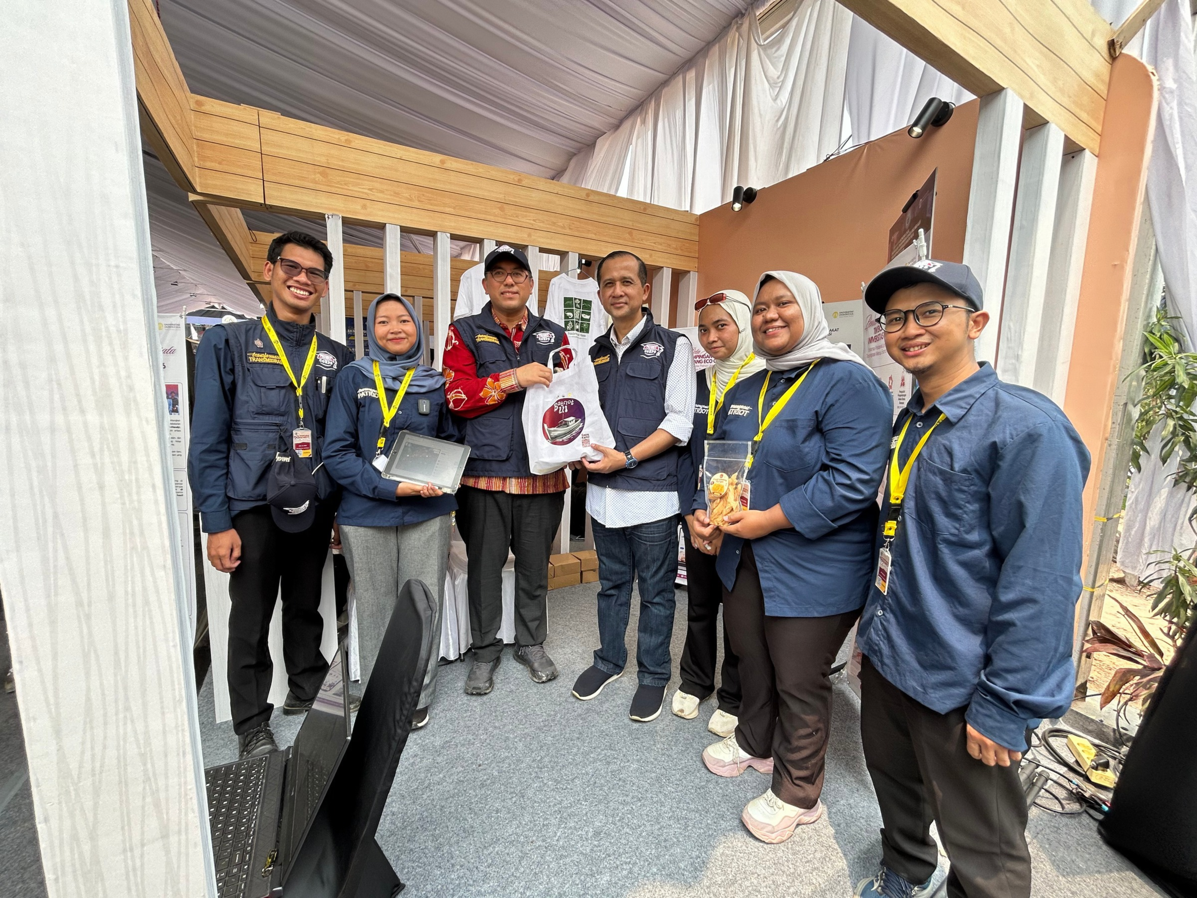 Dari Legalitas UMKM hingga Ekowisata Mangrove, Tim Patriot UI Berikan Hasil Pendampingan Sementara di Festival Transmigrasi 2026