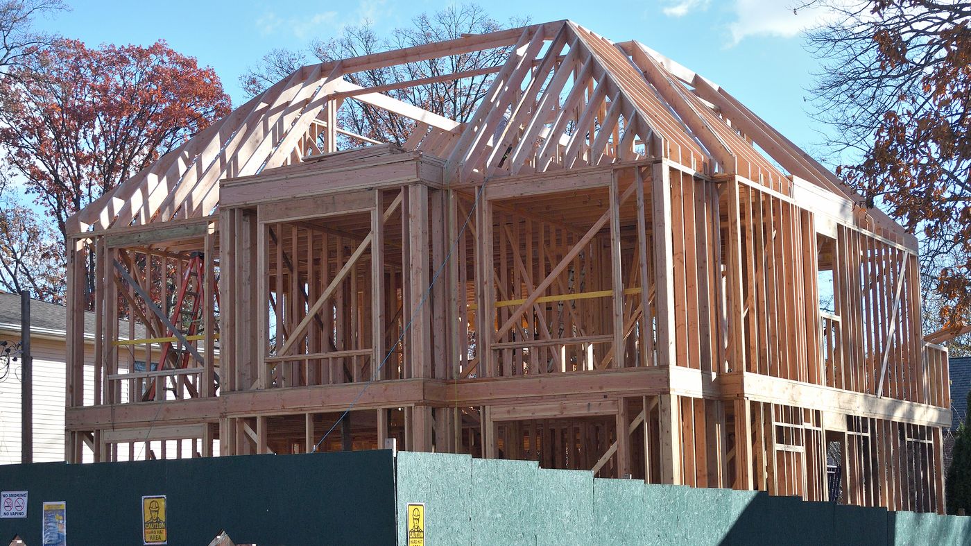 Oakwood Staten Island Single-Family Residence Facade Retrofit detail image 2