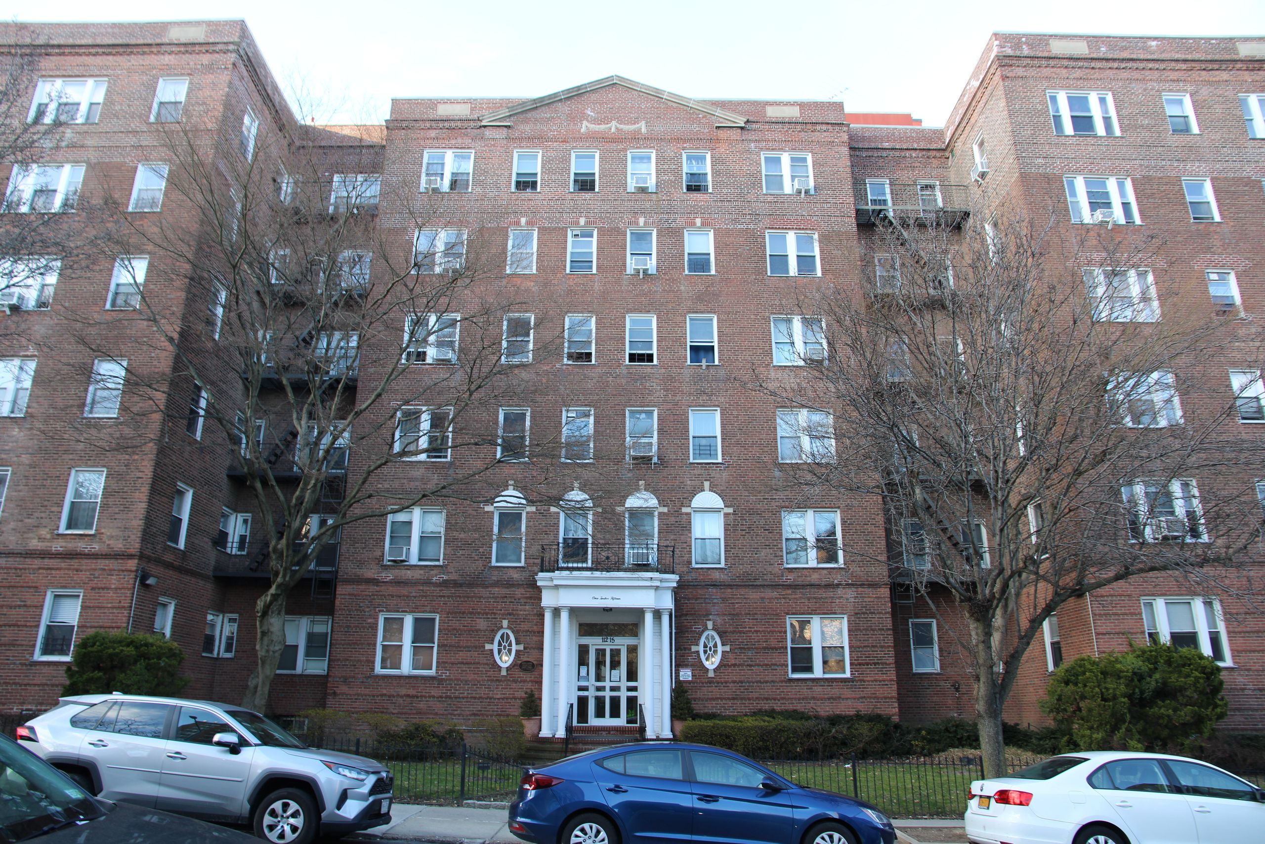 Rego Park Residential Co-op Roof Replacement hero image