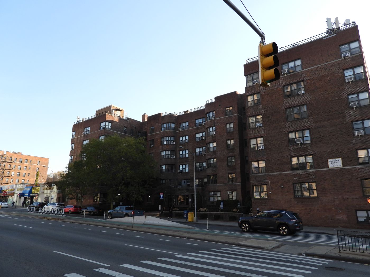 Queens Boulevard Mixed-Use Commercial Roof Replacement detail image 1