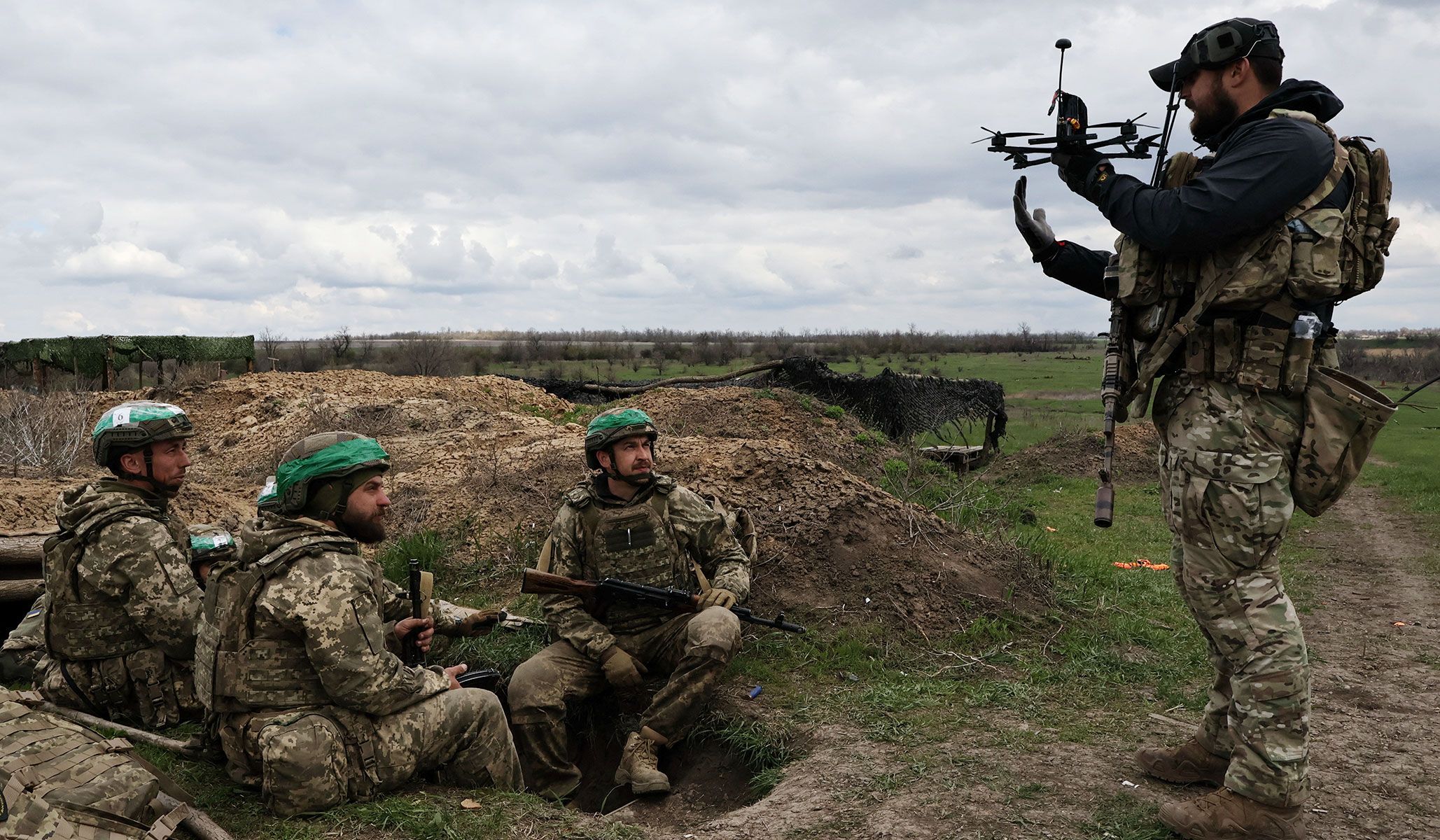 New recruits of the 65th Separate Mechanized Brigade of the Ukrainian Armed Forces attend military training near a frontline in Zaporizhzhia Region, Ukraine, April 8, 2026.