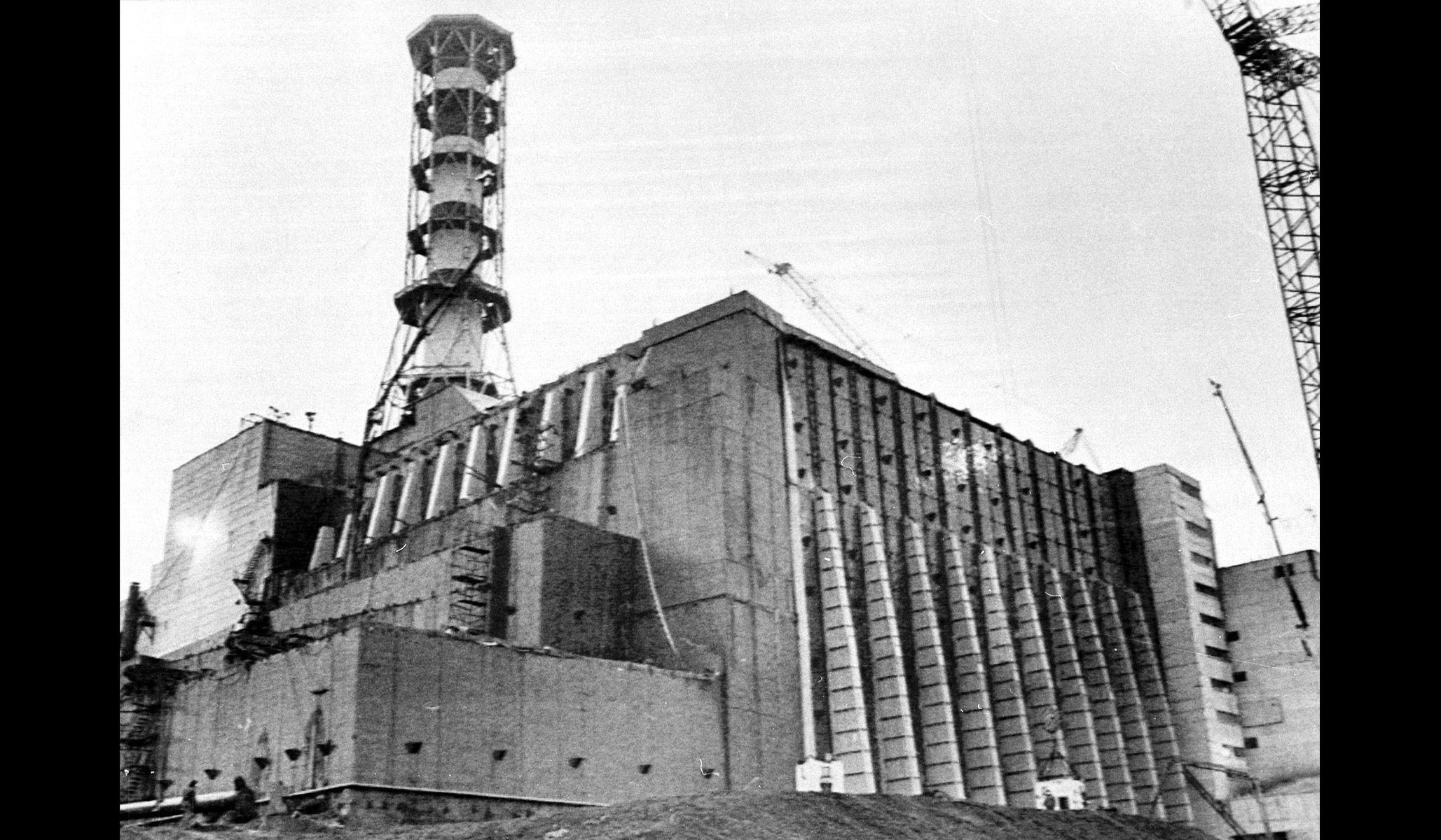The number four reactor at the Chernobyl nuclear plant after completion of work to entomb it in concrete following the explosion at the plant, December 2, 1986.