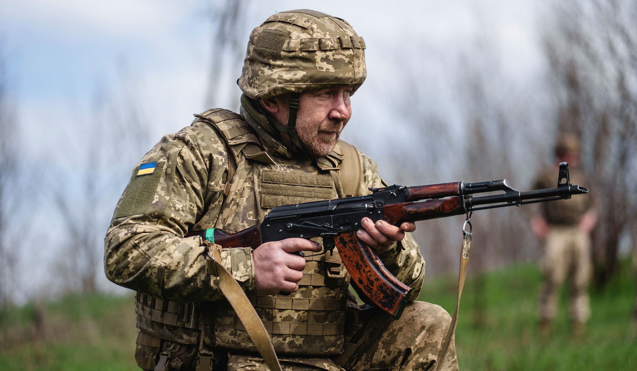 A serviceman of the 154th Brigade of the Ukrainian Armed Forces attends a military exercise between combat missions in Zaporizhzhia Region, Ukraine, April 4, 2026.