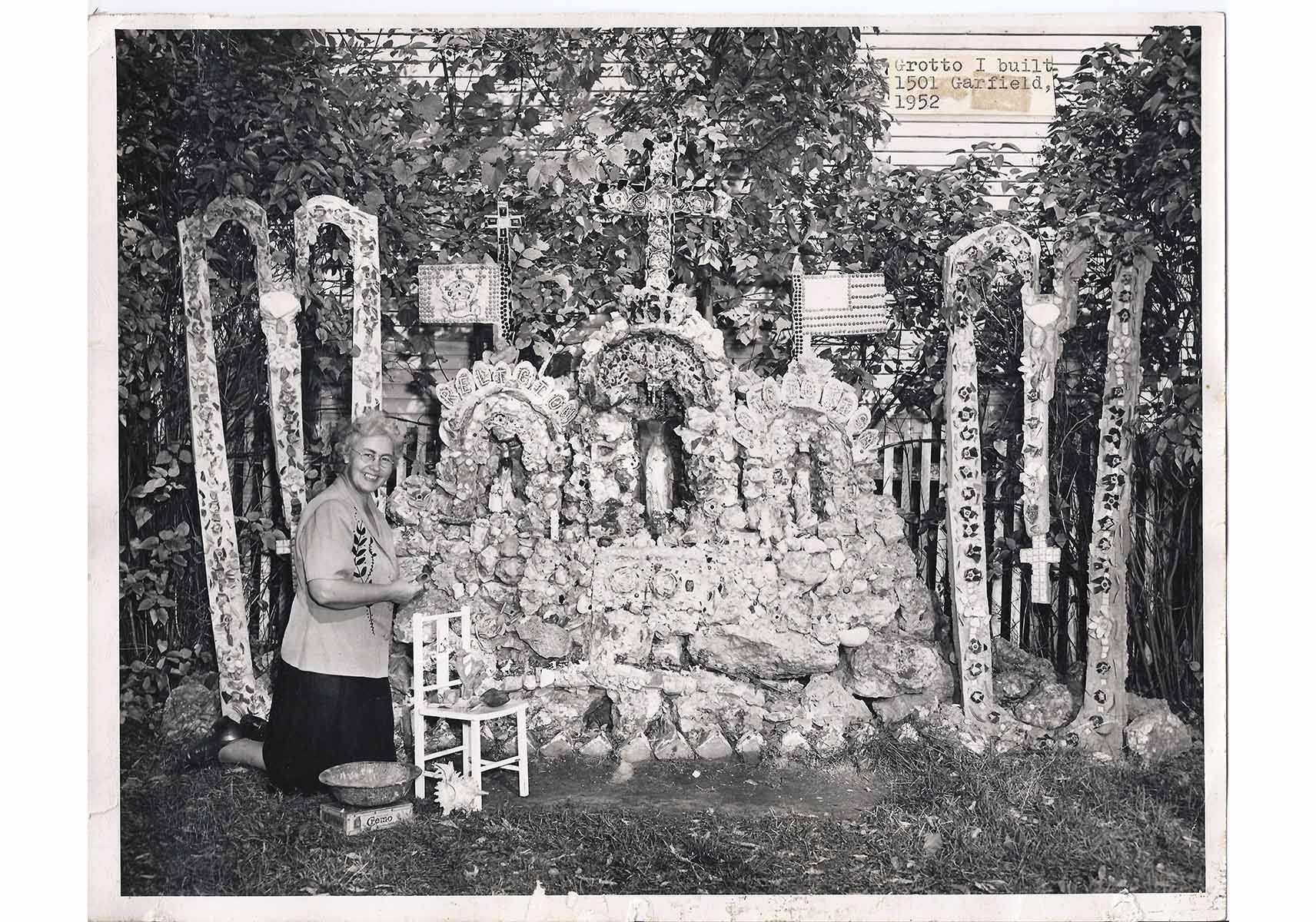 Madeline Buol, Buol Grotto and Sculptures (site view), Dubuque, Iowa, 1946–c. 1960.