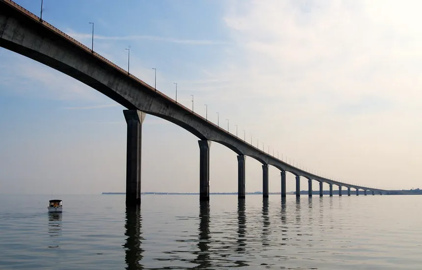 Le pont de l'île de Ré : un ouvrage d'art respectueux de son environnement.