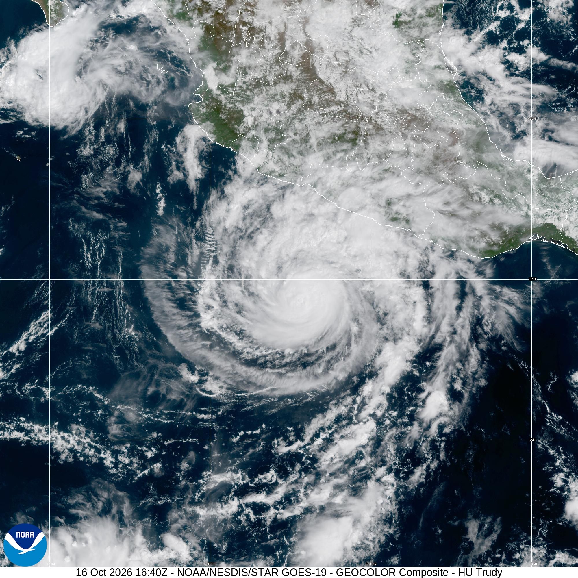 Imagen satelital del huracán Trudy sobre el Pacífico mexicano.