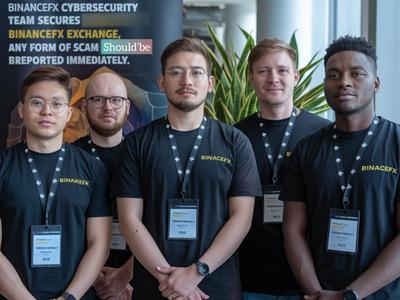 Cybersecurity experts 